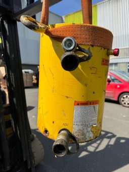 ENERPAC RRH1508 150 TON 8 INCH DOUBLE-ACTING HOLLOW PLUNGER HYDRAULIC CYLINDER